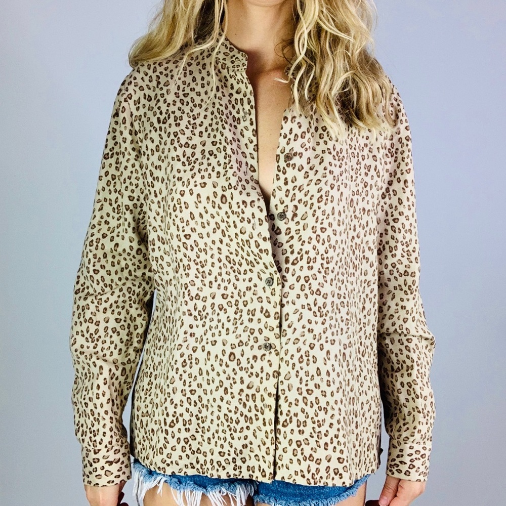 Vintage Linen Blend Classic Button-Down Leopard Print Blouse Shirt - Picture 5 of 7